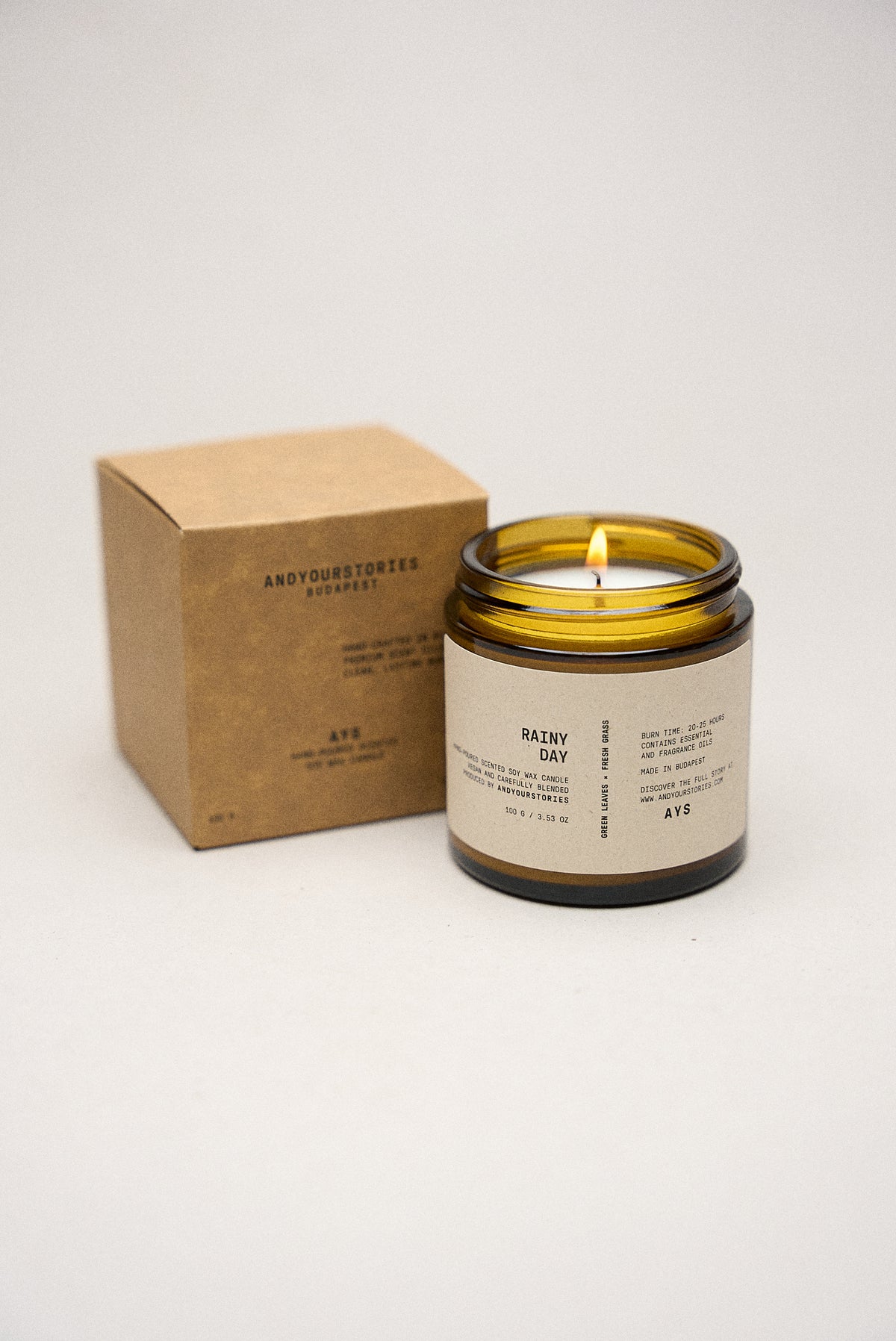 Vela Aromática Rainy Day, Aroma a Hierba Fresca y Hojas Verdes - 20/25 Horas